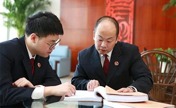 全职妈妈10天被骗走10万后跳楼，诈骗到底进步到什么地步[什么地步]